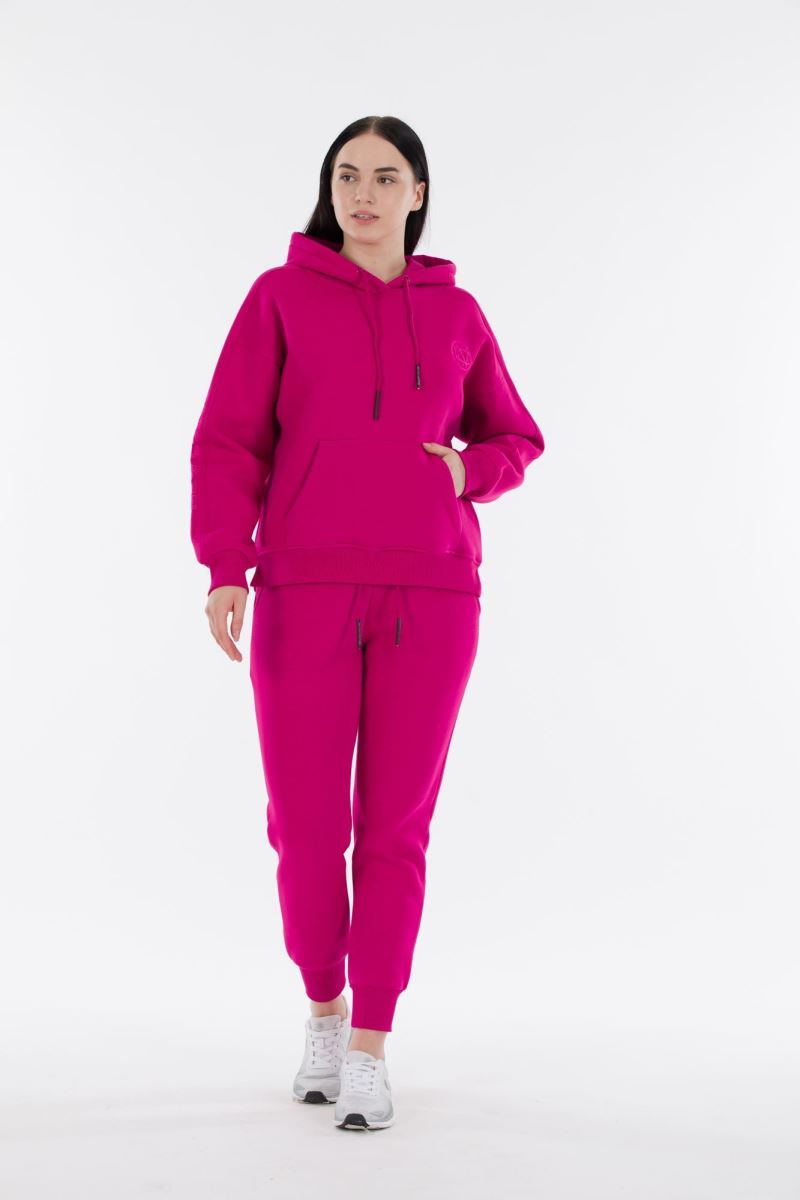 THREE YARN  TRACKSUIT
