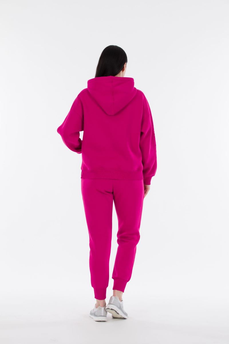 THREE YARN  TRACKSUIT