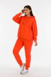 THREE YARN  TRACKSUIT