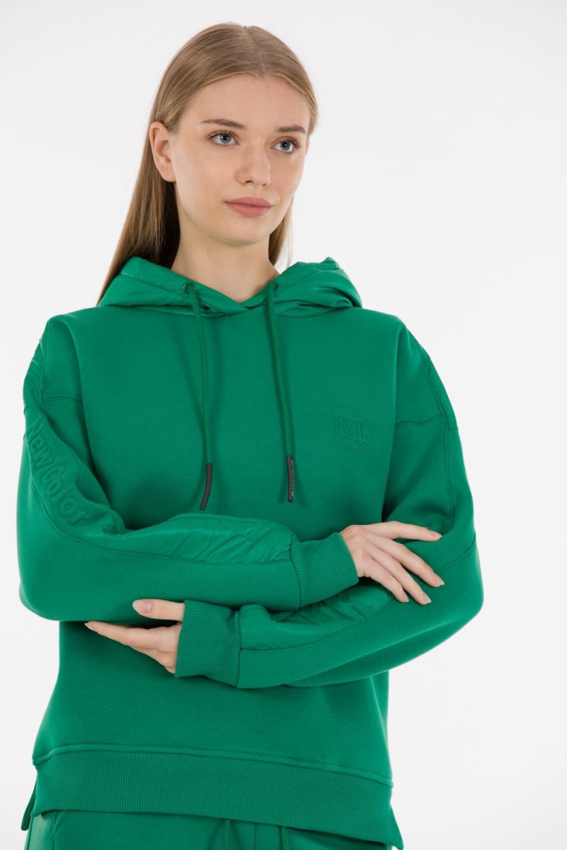 THREE YARN  TRACKSUIT