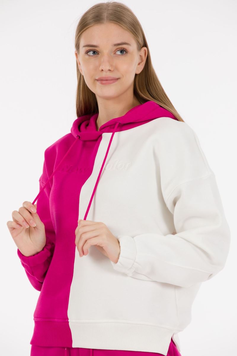 THREE YARN  TRACKSUIT