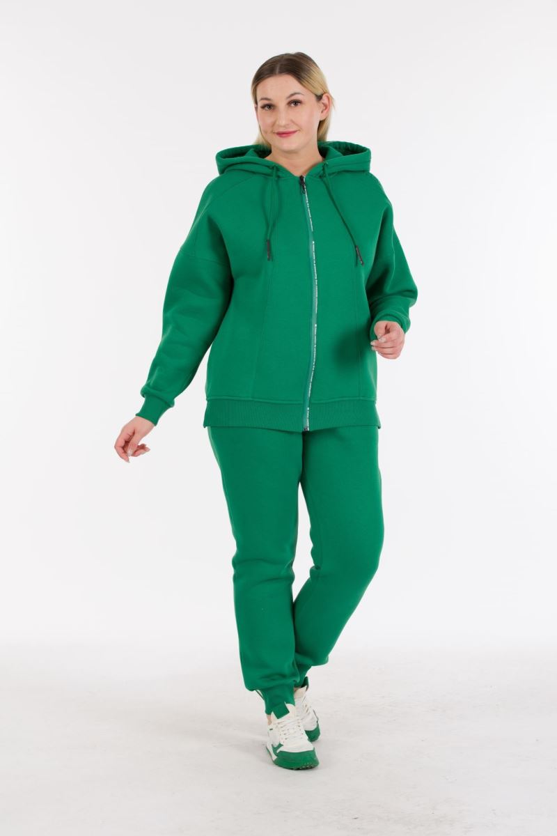 THREE YARN  TRACKSUIT