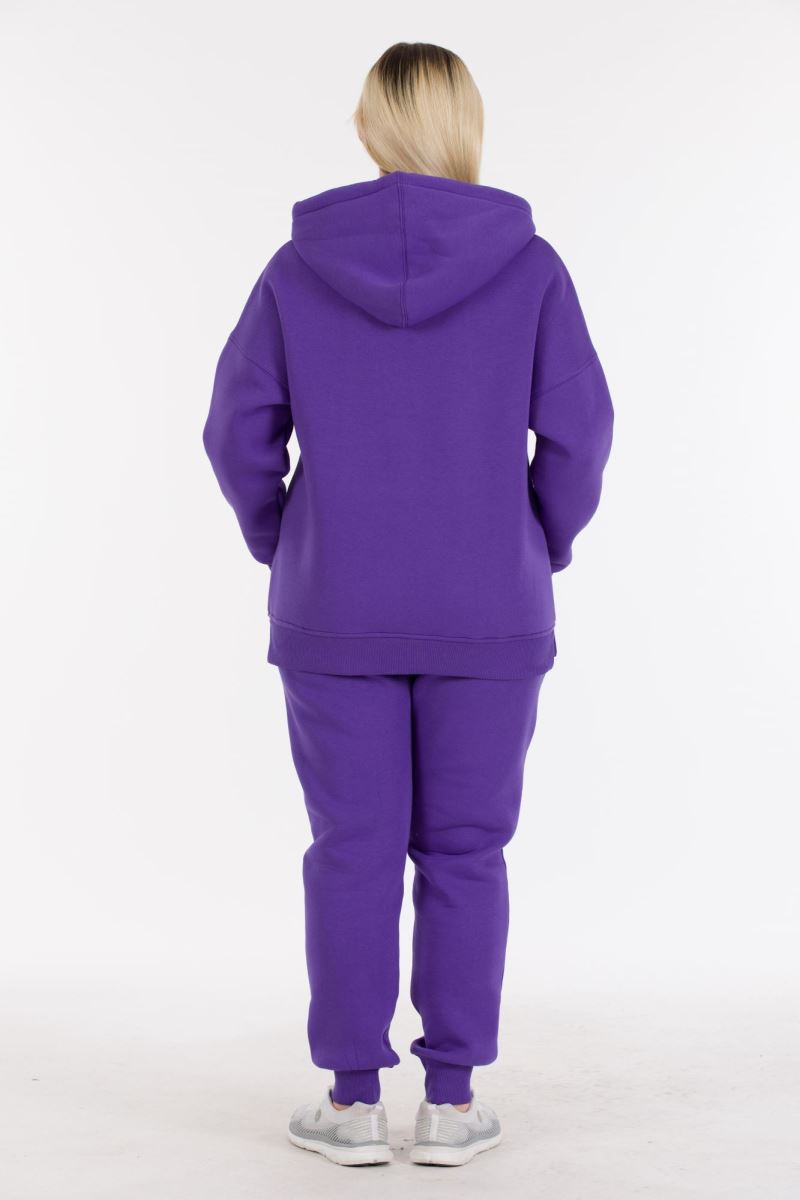 THREE YARN  TRACKSUIT
