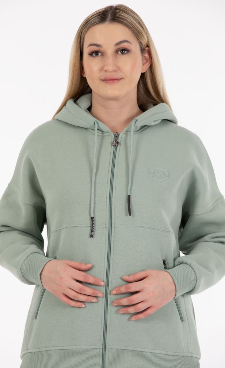 THREE YARN  TRACKSUIT