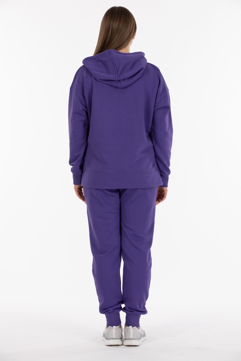 THREE YARN  TRACKSUIT