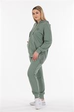 THREE YARN  TRACKSUIT
