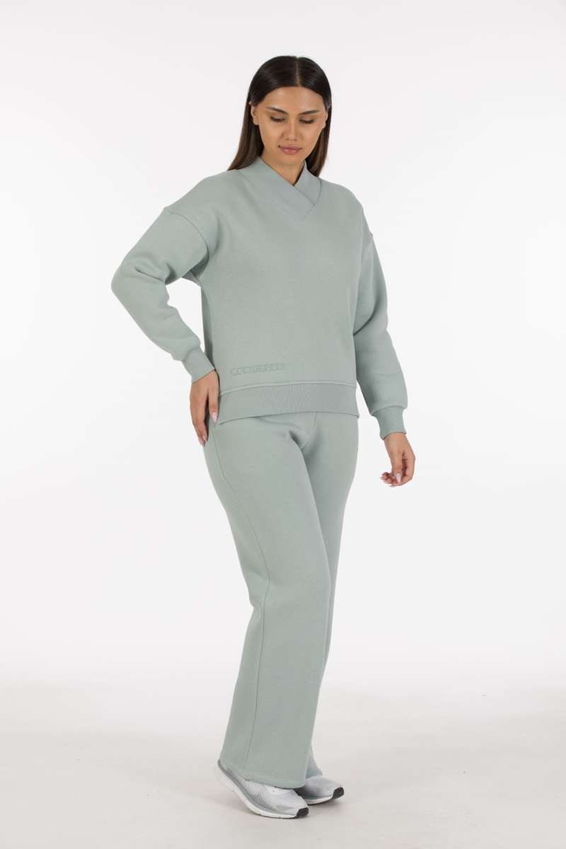 THREE YARN  TRACKSUIT
