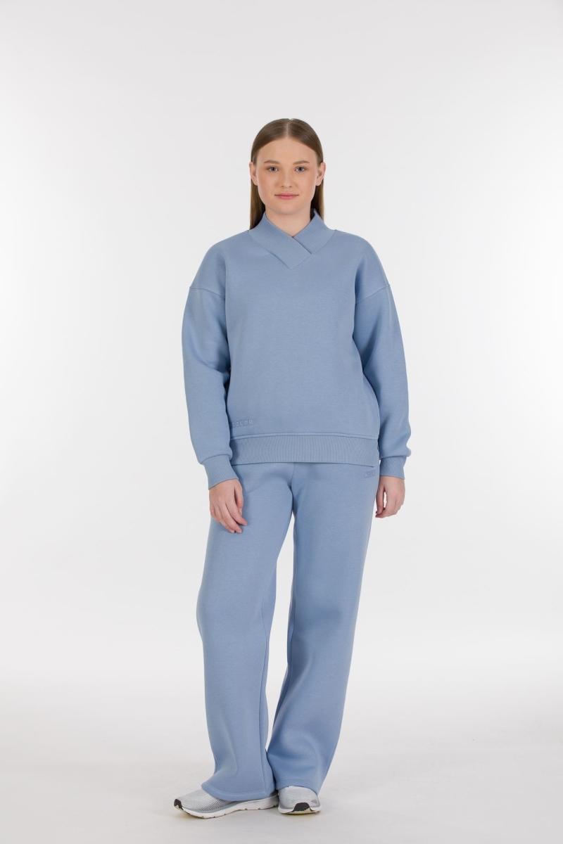 THREE YARN  TRACKSUIT