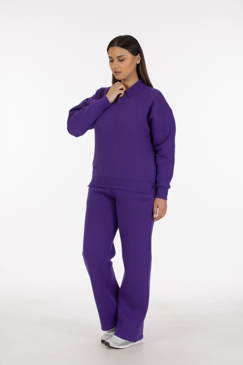THREE YARN  TRACKSUIT