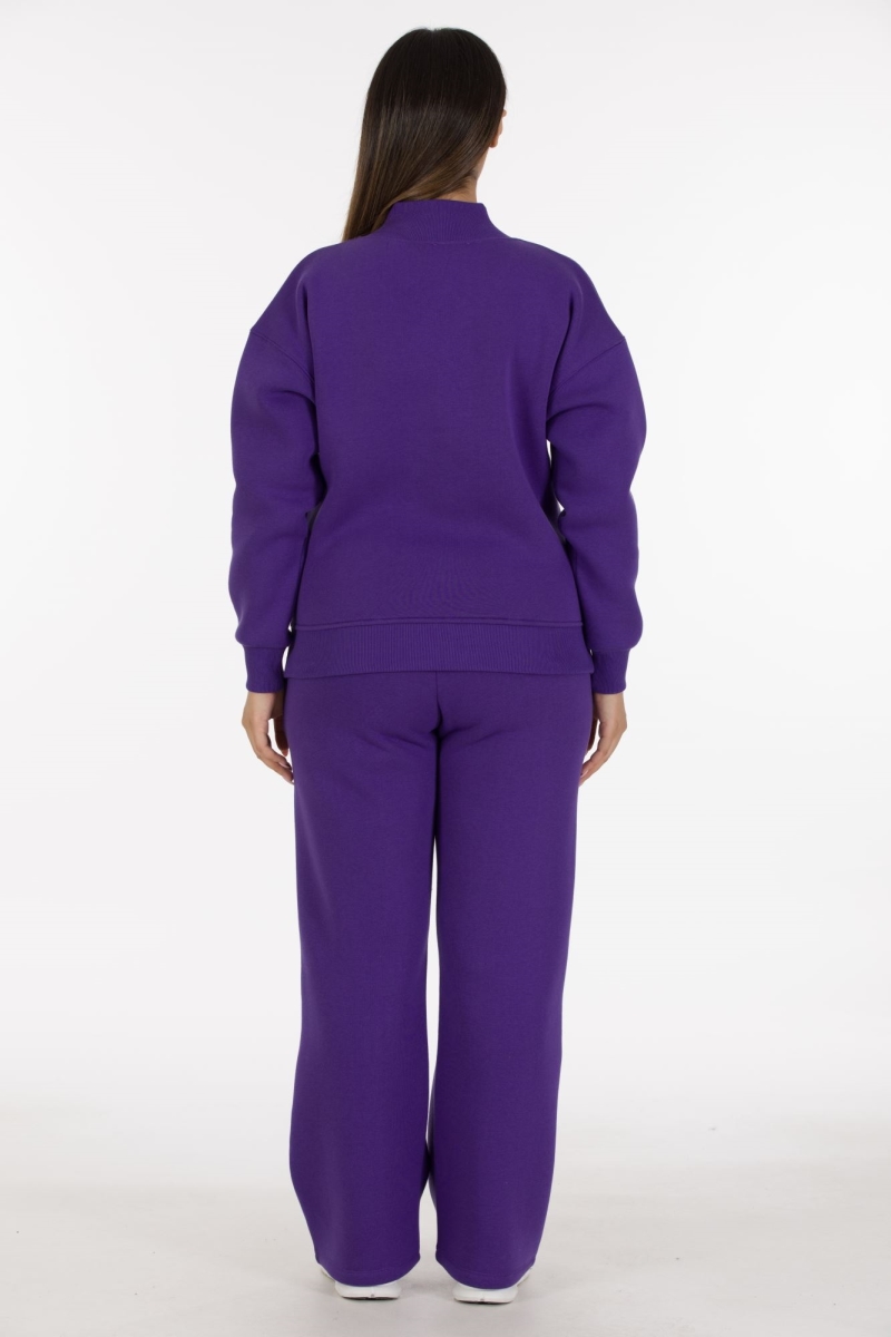 THREE YARN  TRACKSUIT