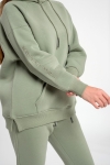 THREE YARN  TRACKSUIT