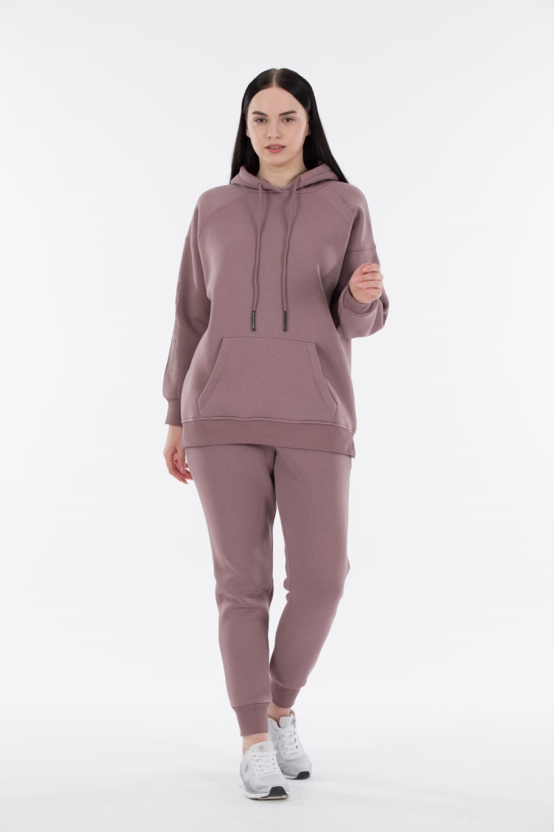 THREE YARN  TRACKSUIT