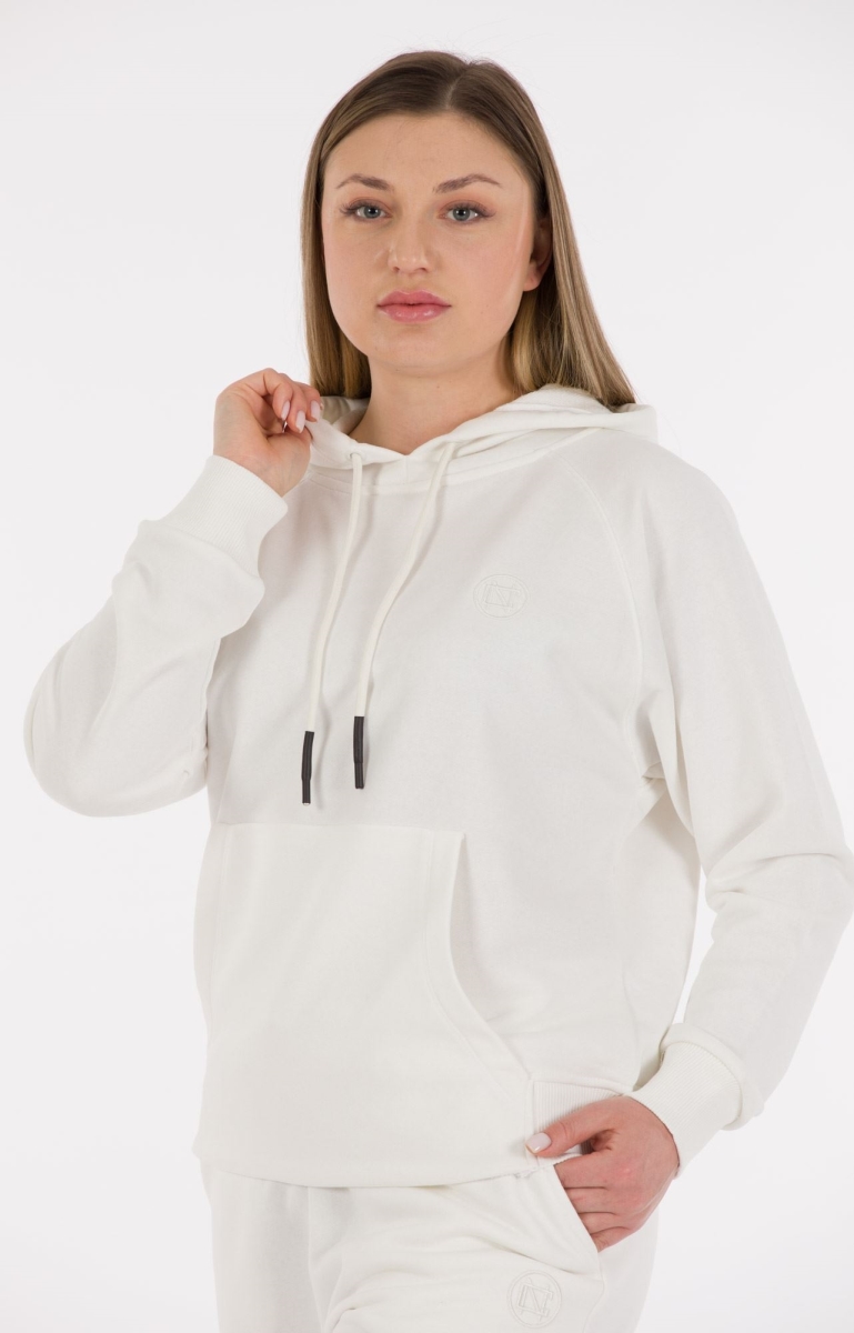 THREE YARN TRACKSUIT