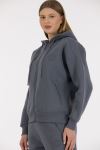 THREE YARN TRACKSUIT