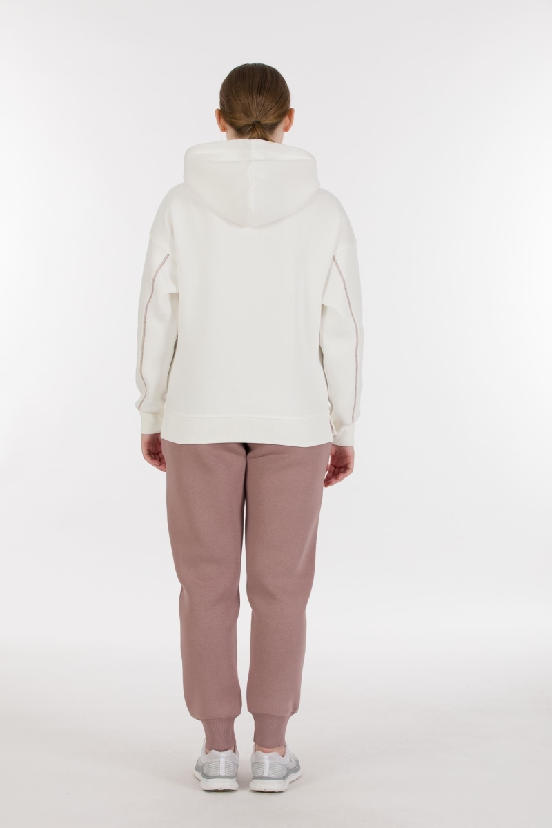 THREE YARN TRACKSUIT
