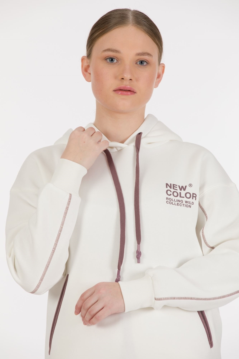 THREE YARN TRACKSUIT