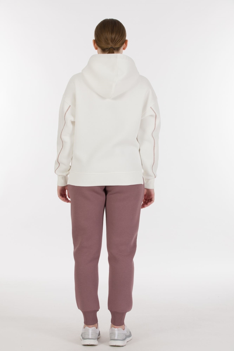 THREE YARN TRACKSUIT