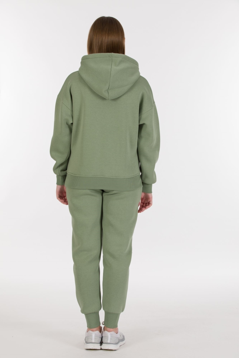 THREE YARN TRACKSUIT
