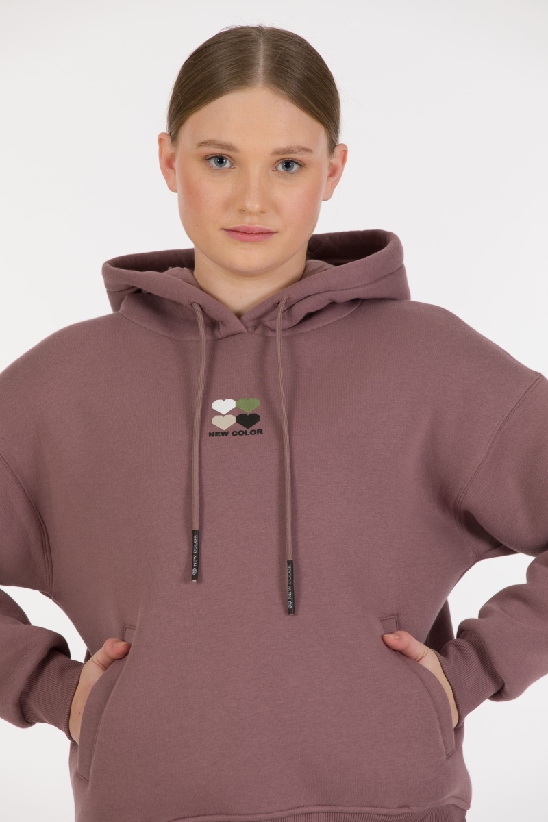 THREE YARN TRACKSUIT