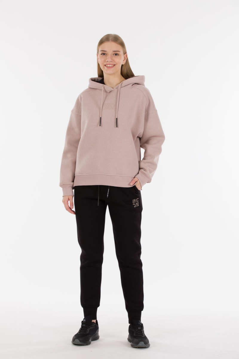 THREE YARN TRACKSUIT