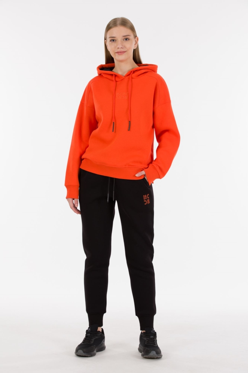 THREE YARN TRACKSUIT