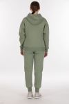 THREE YARN  TRACKSUIT