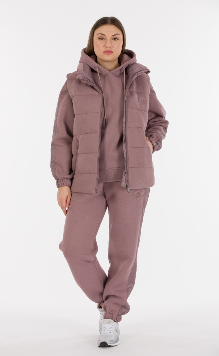 THREE YARN  TRACKSUIT