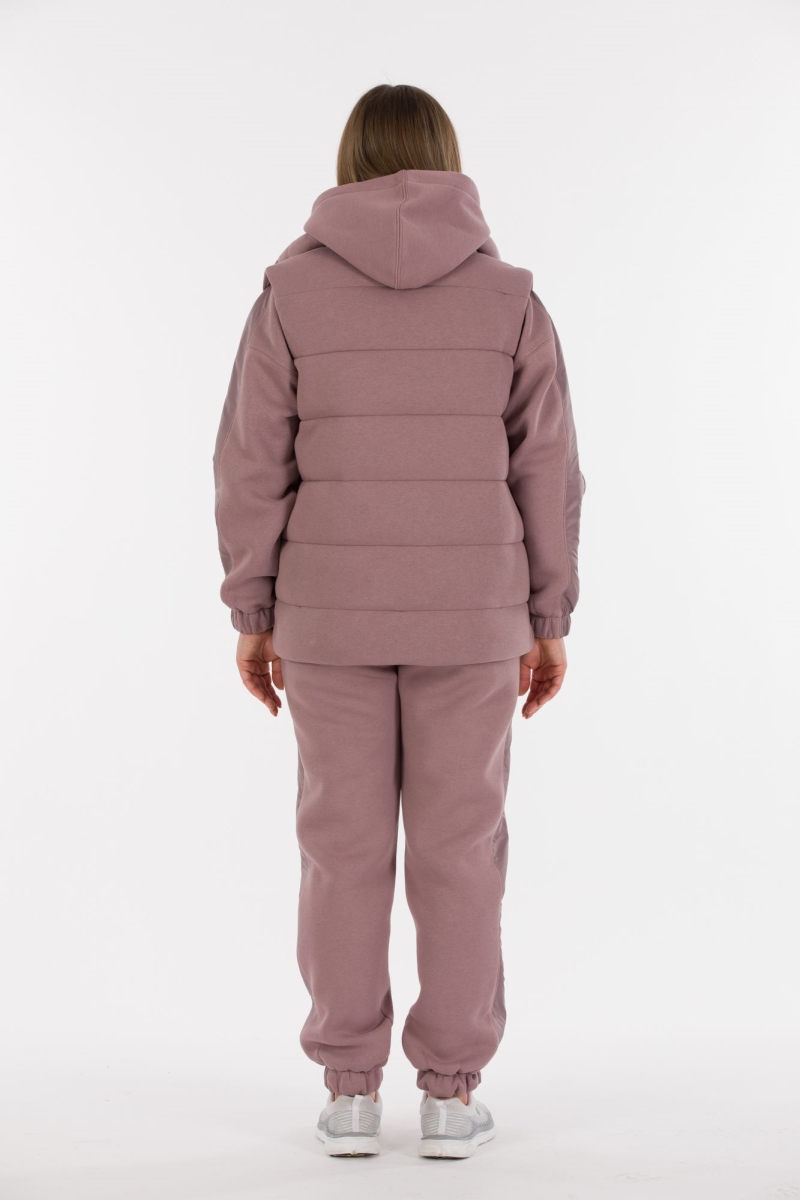 THREE YARN  TRACKSUIT