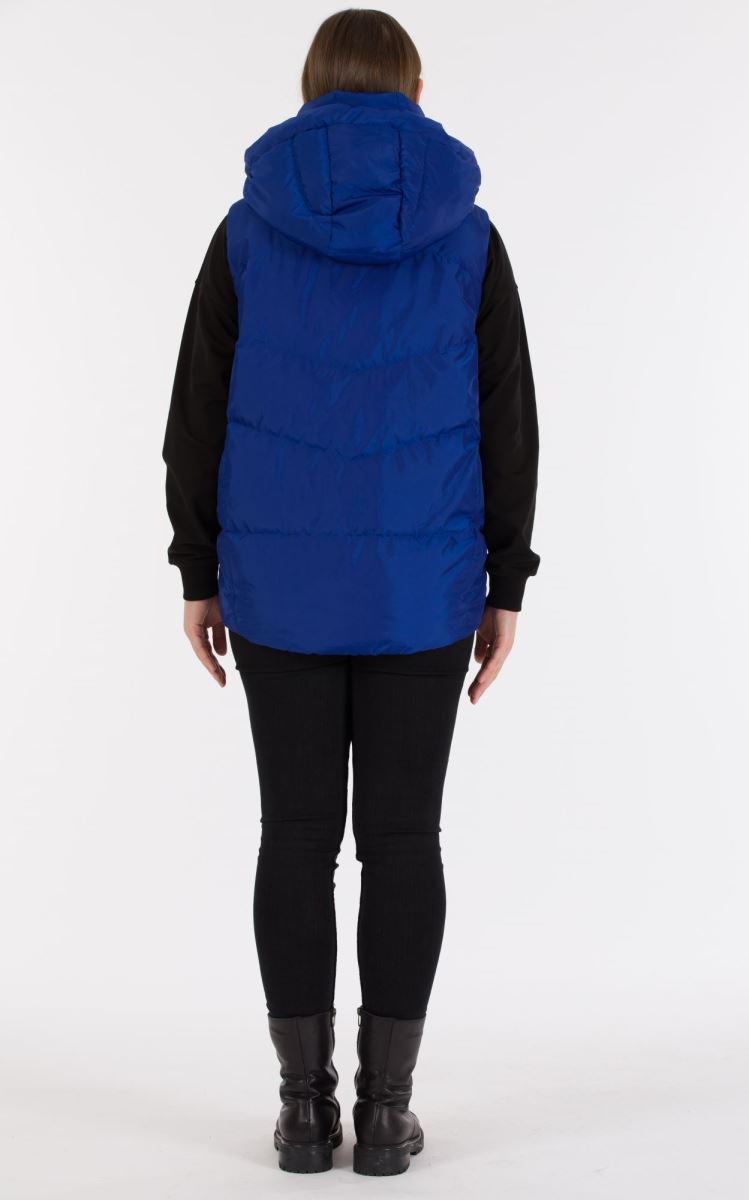 QUILTED VEST