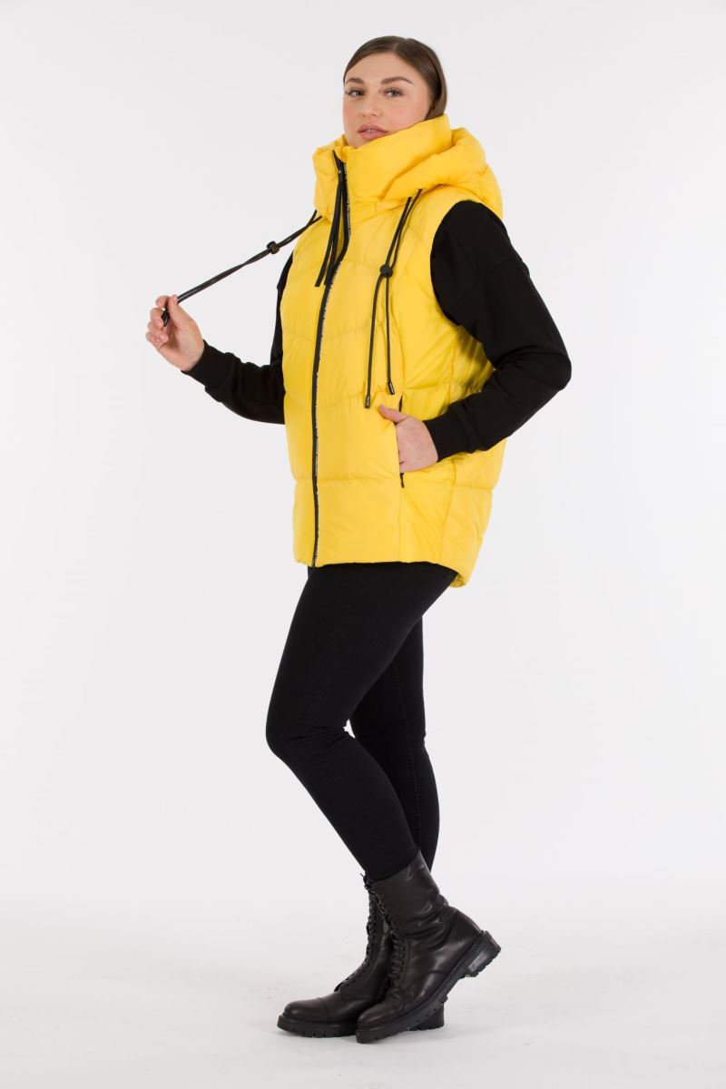 QUILTED VEST
