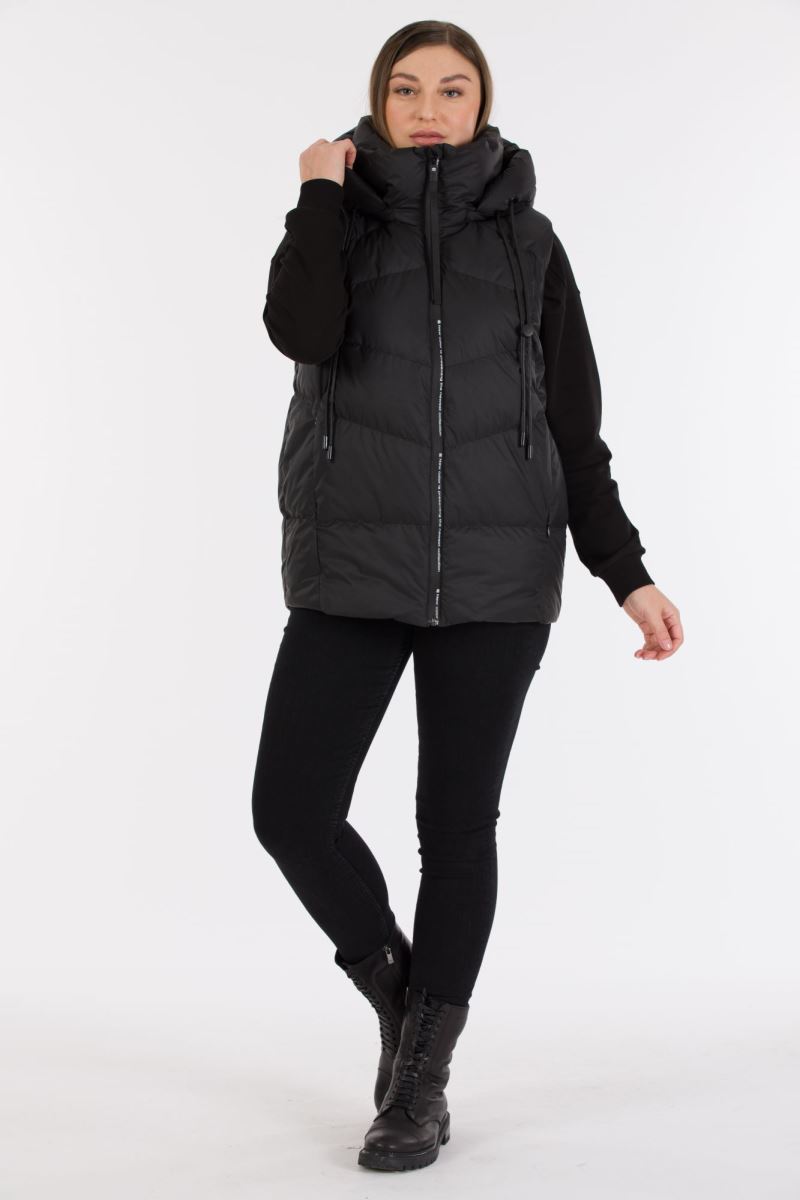 QUILTED VEST