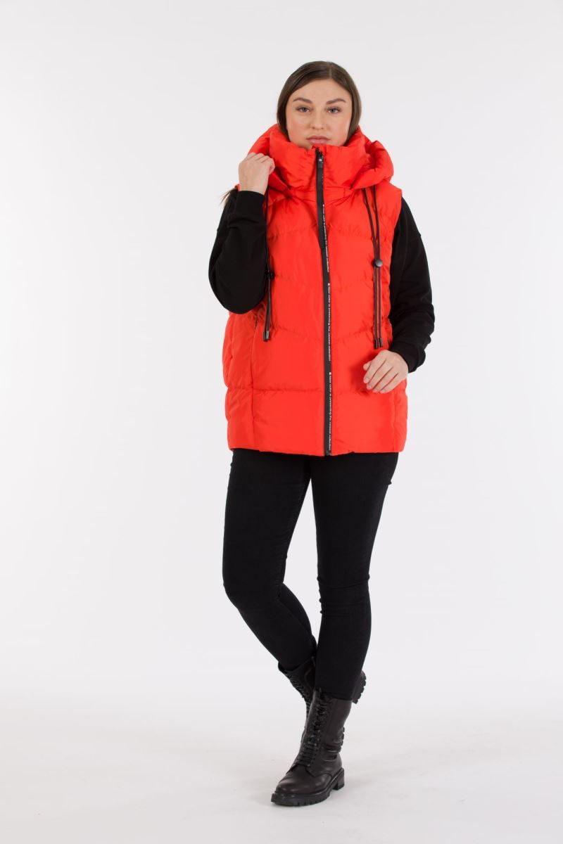 QUILTED VEST