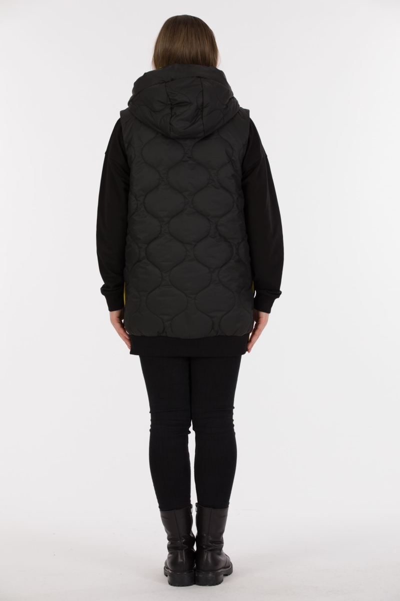QUILTED VEST
